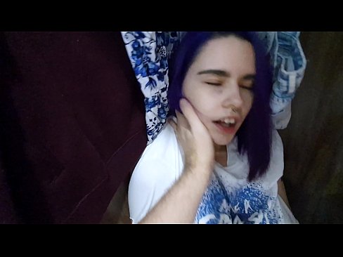 ❤️ Fannt meng Schwëster am Kleederschaf an huet hatt gehollef ️❌ Russesch Porno op lb.corona-pass.ru ️❤